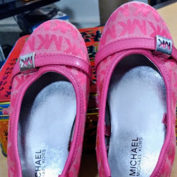 MICHAEL Michael Kors Girls Fuschia Pink Flats size 9 - Picture 8 of 9
